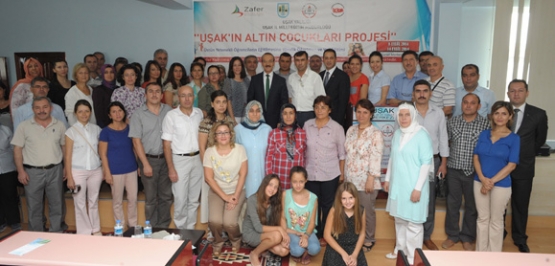 Vali Seddar Yavuz,Uşak Valiliği Altın Çocuklar Projesini başlattı.