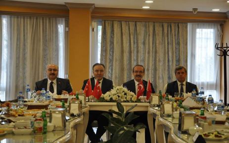 4 İlin Valisi Muş’ta toplandı Muş Valisi Seddar Yavuz, Erzurum Valisi Ahmet Altıparmak, Bitlis Valisi