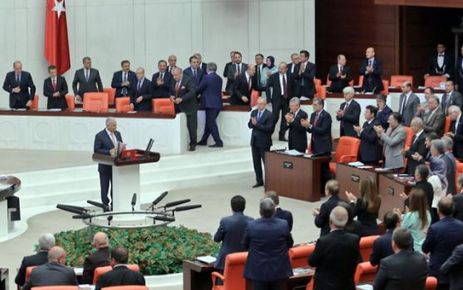 Başbakan Binali Yıldırım'ın kurduğu 65. Hükümet için güven oylaması yapıldı.
