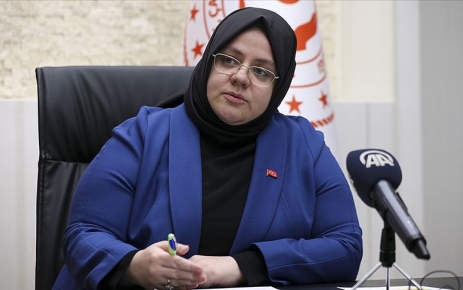 Aile, Çalışma ve Sosyal Hizmetler Bakanı Zehra Zümrüt Selçuk,﻿﻿﻿ 4'ü