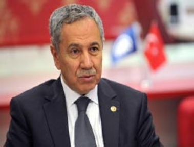 Başbakan Yardımcısı Bülent Arınç, İstanbul Terörle Mücadele Şube Müdürlüğü tarafından