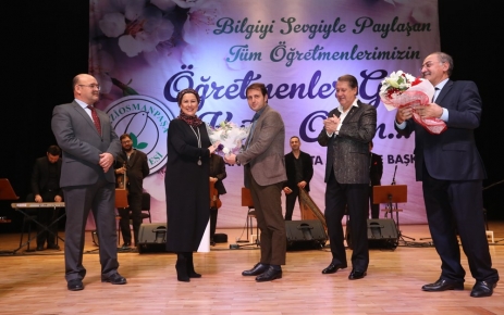 Gaziosmanpaşa Belediyesi, ‘Hayatı Öğretenlere En Özel Program’ kapsamında ilçedeki görevli