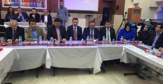 Gaziosmanpaşa AK Parti İlçe Başkanlığının tertip ettiği danışma meclisi toplantısı
