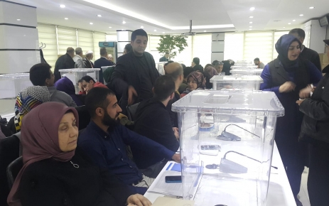 AK Parti Gaziosmanpaşa ilçe başkanı Serkan Acar ve ekibi, AK