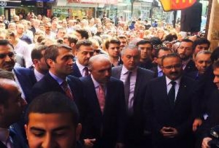 Gaziosmanpaşa AK Parti  İlçe Başkanlığı Kazım Karabekir Mahallesindeki esnafları