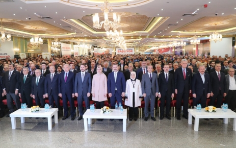 AK Parti İlçe Başkanlığına Abdurahman Dursun seçildi.
