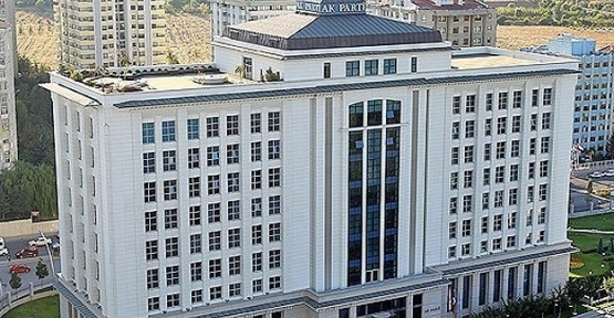 AK Parti Seçim Koordinasyon Merkezi Başkanı Ataş, partilerine milletvekilliği aday