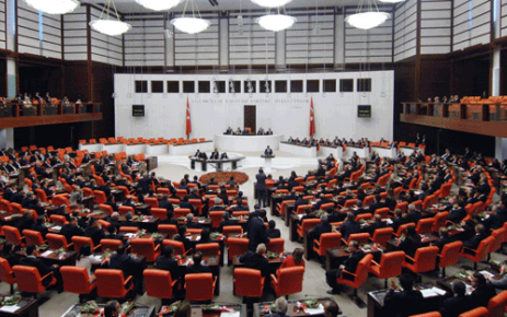 24 Haziran'da yapılacak seçimler için AK Parti'den adaylık başvurusunda bulunmayan