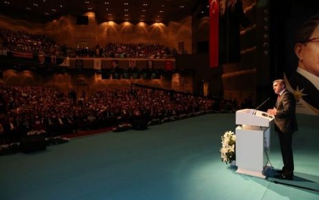 AK Parti Sürekli Eğitim Merkezi (AKSEM) Genel Başkan ve Başbakan