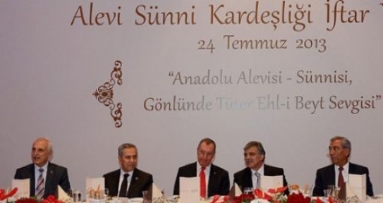 CHP'yi sarsan 'çatı' tercihine Aleviler de destek vermeyeceğini açıkladı. İhsanoğlu'nun