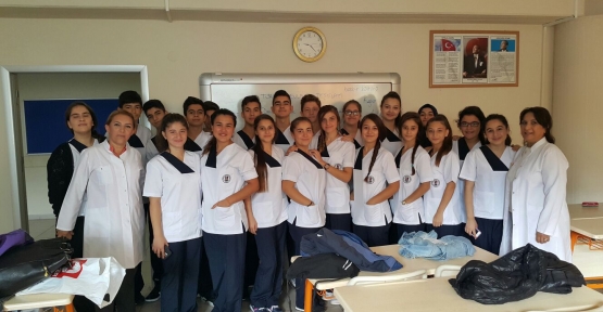 Gaziosmanpaşa Özel Şafak Anadolu Sağlık Meslek Lisesi öğrencilerinin  geleceğe