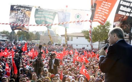 Cumhurbaşkanı Erdoğan, yapılan kamuoyu araştırmalarına göre milletin başkanlık istiyor"dedi.