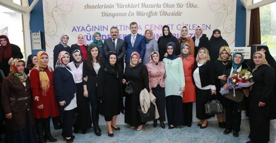 AK Parti Gaziosmanpaşa İlçe Kadın Kolları Başkanlığı tarafından düzenlenen programda
