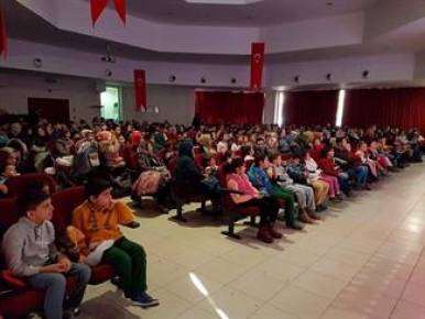 Arnavutköy Belediyesi’nin  kültür etkinliklerinin sürdüğü bildirildi.