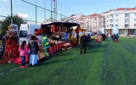 Arnavutköy Belediyesi tarafından düzenlenen 2’nci Hamsi Festivali, renkli görüntülere sahne