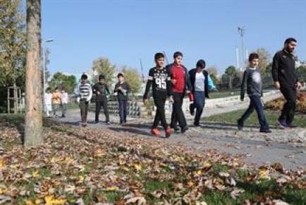 Arnavutköy Belediyesi’nin “Yürüyebildiğin Kadar Yürü”  sağlıklı yaşam merkezleri büyük