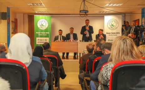 Gaziosmanpaşa Belediyesi'nin düzenlediği geleneksel halk meclisi toplantısı Bağlarbaşı Mahallesin'nde yapıldı.