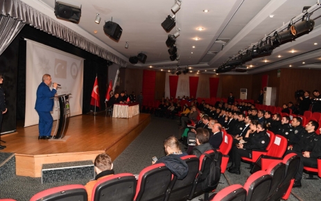 Bahçelievler İlçe Emniyet Müdürlüğü'nce, güvenli yaşama bütün kesimlerinin katılmasının sağlanması