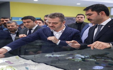 Çevre ve Şehircilik Bakanı Murat Kurum ve TOKİ Başkanı Ömer
