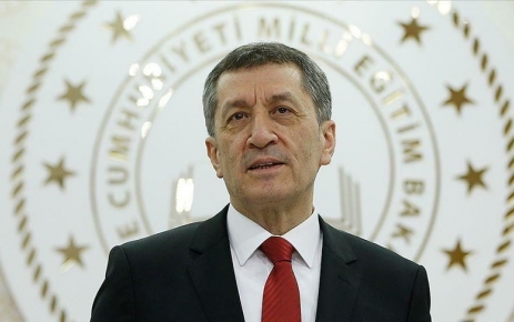 Milli Eğitim Bakanı Ziya Selçuk, daha önce ücretli öğretmenlere aylık
