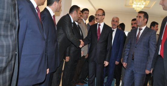 Muş Valisi Seddar Yavuz, yeni görevine törenle başladı.