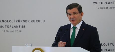 Başbakan Davutoğlu, Anayasa Mutabakat Komisyonu'na dair gelişmelere ilişkin, "Bütün siyasi