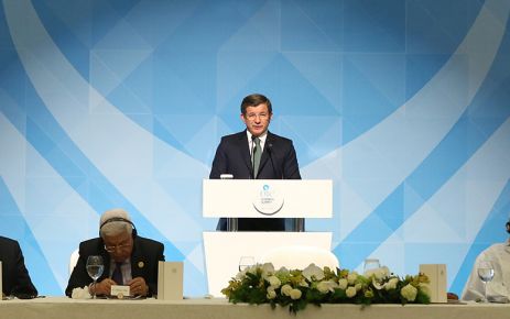 Başbakan Davutoğlu, İslam İşbirliği Teşkilatı 13. Zirvesi’nde konuştu Başbakan Ahmet Davutoğlu, "İslam dünyasının liderleri olarak bizler teröre karşı