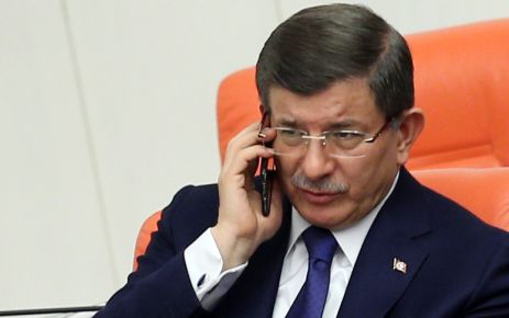 Başbakan Ahmet Davutoğlu, Kosova Cumhurbaşkanlığına seçilen Haşim Taçi'yi tebrik etti.