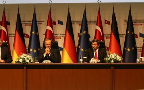 Başbakan Ahmet Davutoğlu, "Türkiye'de de, AB'de de, Ankara'da da, Brüksel'de