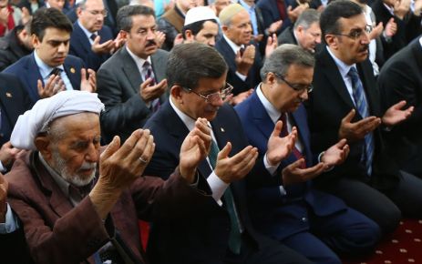 Başbakan Ahmet Davutoğlu, Şırnak ve Silopi ziyaretlerinde bulunmak üzere özel