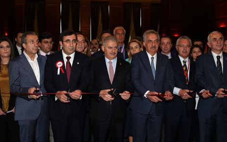 Başbakan Binali Yıldırım, "15 yıla 11 seçim sığdıran ve her