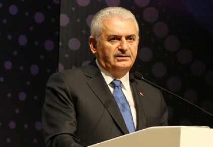 Başbakan Binali Yıldırım "Türk toplumunun bilgi toplumuna dönüştürülmesi" olmazsa olmazımız.dedi.