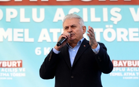 Başbakan Binali Yıldırım, "Büyük dönüşümün meşalesi ilk defa Bayburt'ta yakıldı.