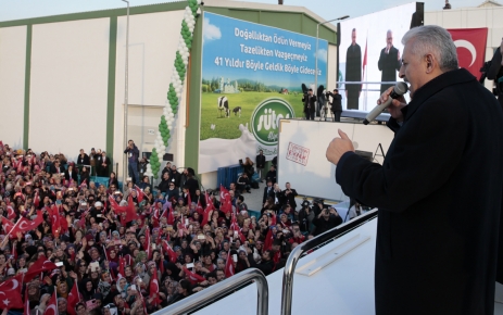 Başbakan Binali Yıldırım ile Cumhurbaşkanı Recep Tayyip Erdoğan İzmir'in Kiraz