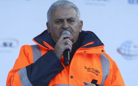 Başbakan Binali Yıldırım, Ovit Tüneli'nin 2017 sonunda hizmete gireceğini belirterek,