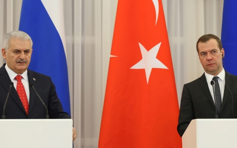 Başbakan Binali Yıldırım ile Rusya Başbakanı Dimitri Medvedev, başbakanlık rezidansındaki