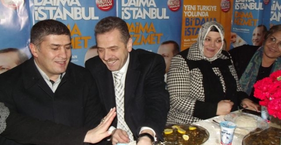 AK Parti Gaziosmanpaşa Sarıgöl mahallesi seçim irtibat bürosunda kadın kolları