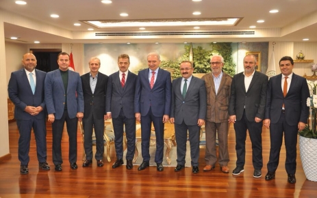 İstanbul Büyükşehir Belediye Başkanı Mevlüt Uysal,Gaziosmanpaşa Belediyesini ziyaret etti.
