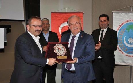AK Parti Gaziosmanpaşa İlçe Başkanı Şahin Pirdal,Balkanlara Vefa Derneğinin tanıtım