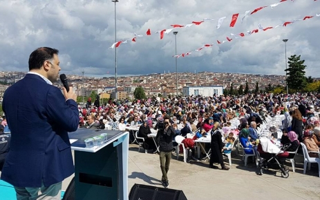 AK Parti Gaziosmanpaşa ilçe başkanı Serkan Acar "Cennet annelerin ayakları