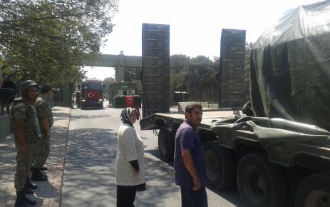 AK Parti Sultangazi İlçe Başkan Suzan Dağlar Civan,Darbeci  Tankları