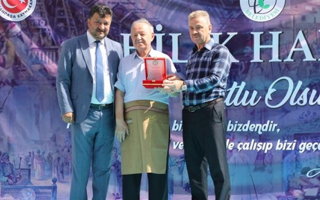 Ahilik Haftası dolayısıyla düzenlenen etkinliğe katılan Gaziosmanpaşa Belediye Başkanı Hasan