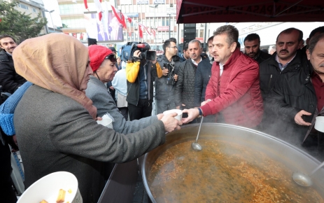 Gaziosmanpaşa Belediye Başkanı Hasan Tahsin Usta " Karalahana çorbası soğuk