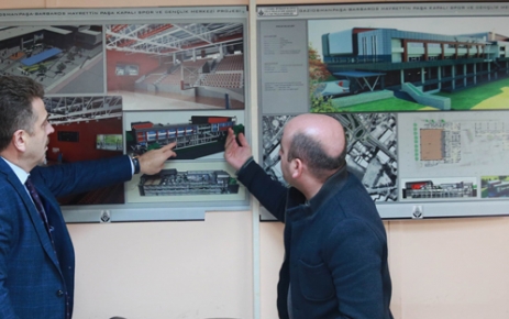 Gaziosmanpaşa Belediye Başkanı Hasan Tahsin Usta, yapımı devam eden Küçükköy