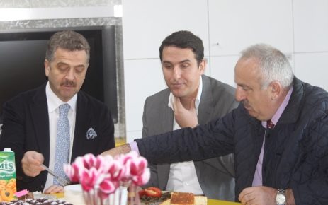 Gaziosmanpaşa Belediye Başkanı Hasan Tahsin Usta “Tüm öğretmenlerimizin öğretmenler 