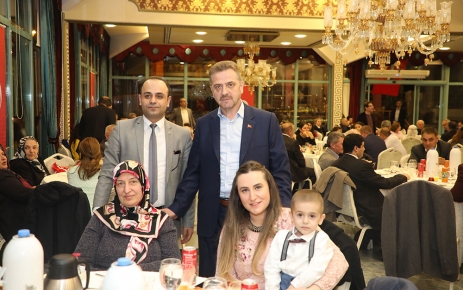 Gaziosmanpaşa Belediye Başkanı Hasan Tahsin Usta, 18 Mart Çanakkale Zaferi