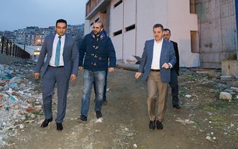 Gaziosmanpaşa Belediye Başkanı Hasan Tahsin Usta,Yapımı devam eden hizmet tesislerini