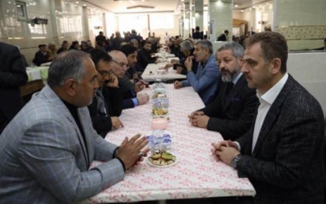 Gaziosmanpaşa Belediye Başkanı Hasan Tahsin Usta, Sabahattin Can'ı acı gününde