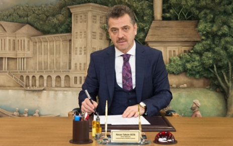 Gaziosmanpaşa Belediye Başkanı Hasan Tahsin Usta, Ramazan Bayramı dolayısıyla bir