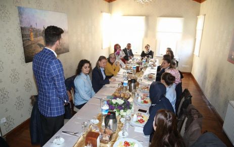 Eyüp Belediye Başkanı Remzi Aydın'ın En Büyük Destekçisi Eşi Tülay